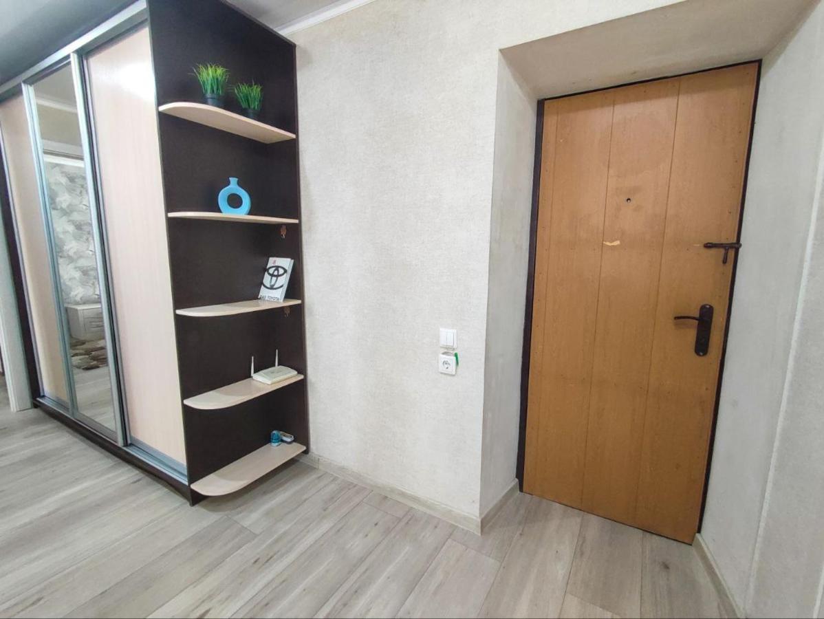 2-Х Комнатная Квартира В Центре На Ул.Бородина 107 Костанай Екстериор снимка